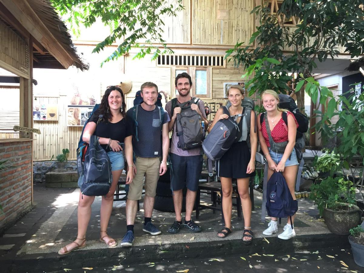 Backpacker Kawah Ijen Hostel Banyuwangi  Exterior foto